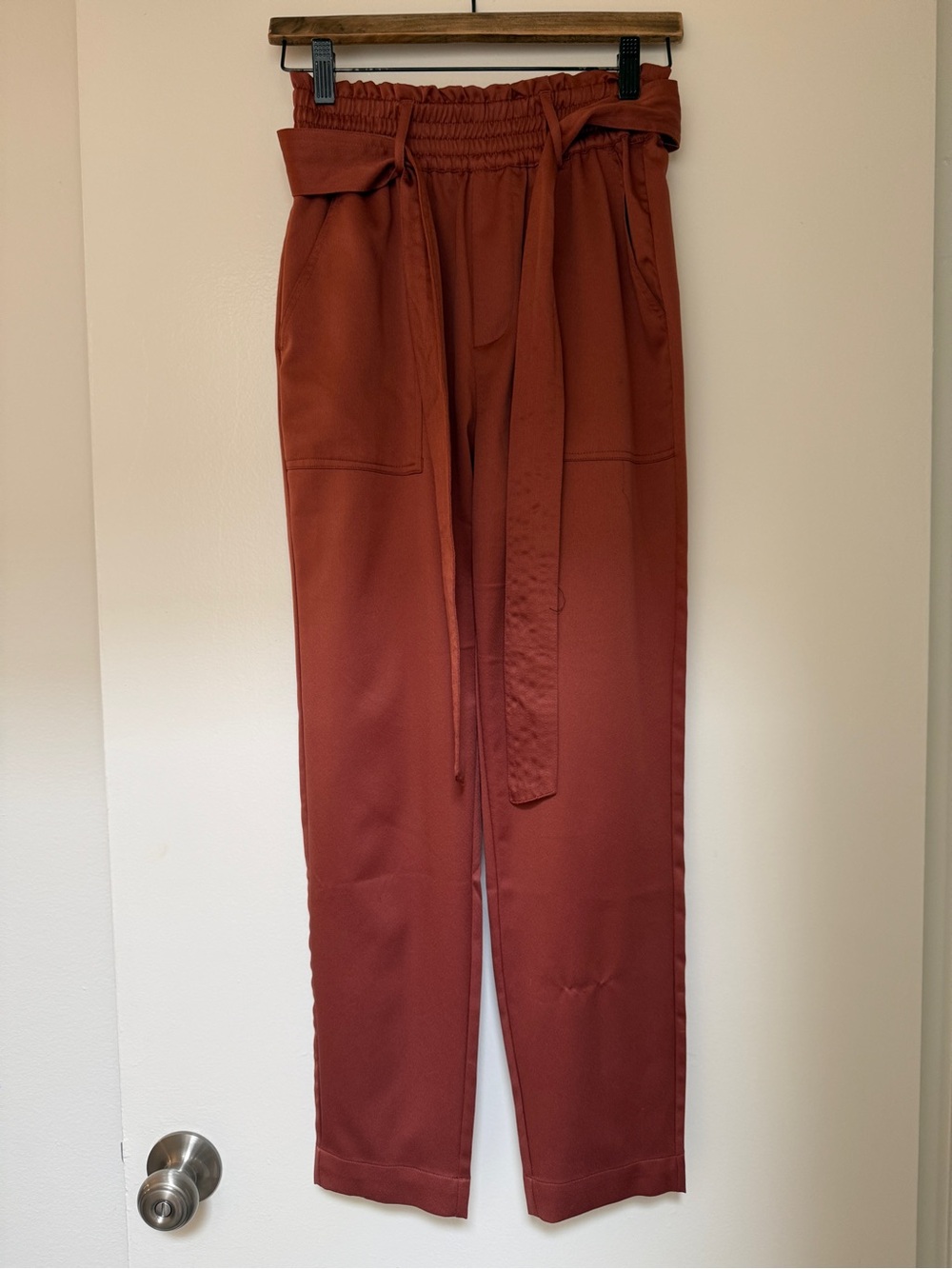 Abercrombie & Fitch satin pant